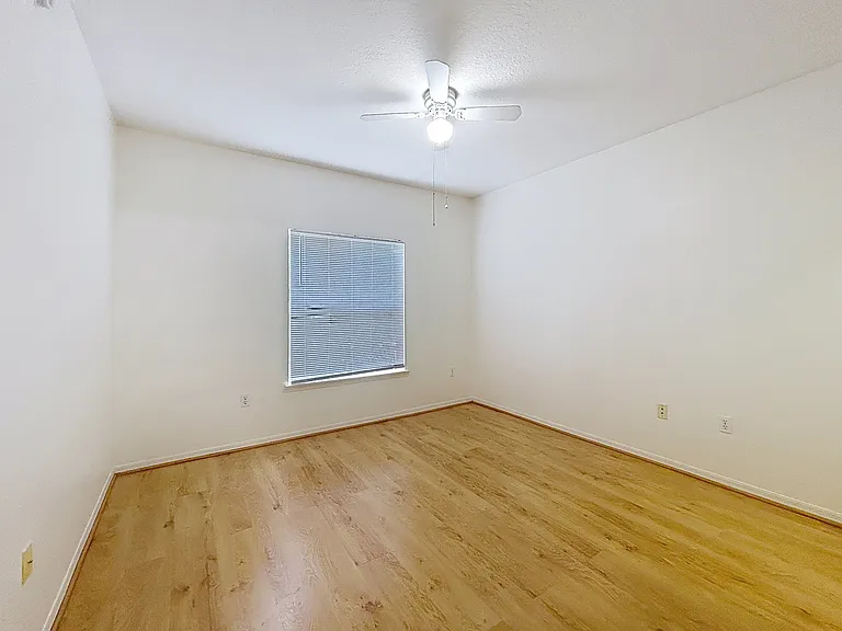 5608 Pinnacle Heights Cir #202 — Photo 18