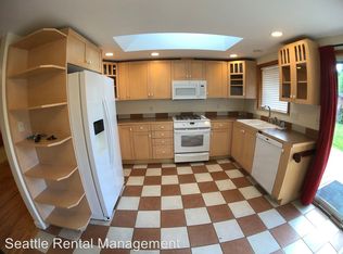 8625 18th Ave SW, Seattle, WA 98106