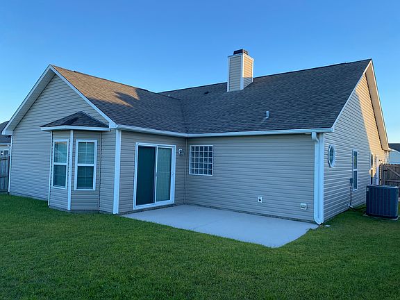 2nd image of 304 Rose Bud Ln