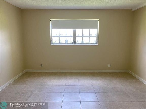 5th image of 3535 Broken Woods Dr APT 204