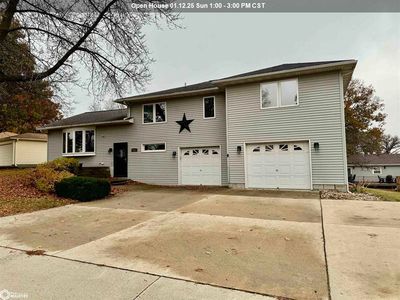 201 Fairway Dr, Clear Lake, IA, 50428