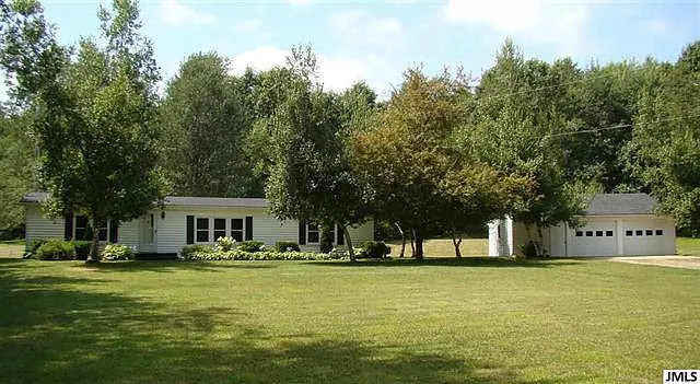 7860 Springport Rd photo 1