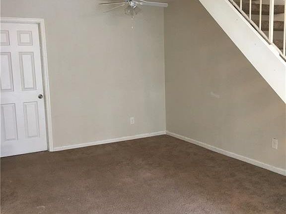 3rd image of 240 Thalia Trace Dr