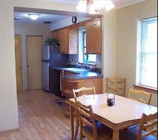5th image of 11537 S Artesian Ave