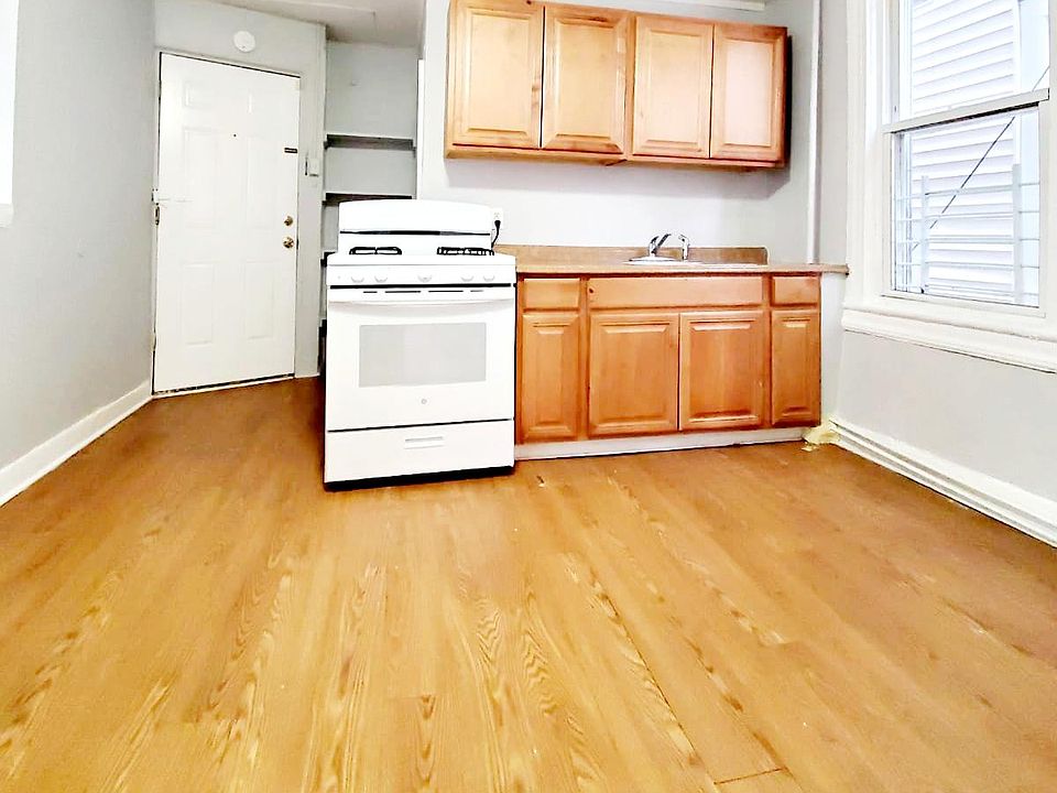 2nd image of 66 Rutgers Ave APT 2F