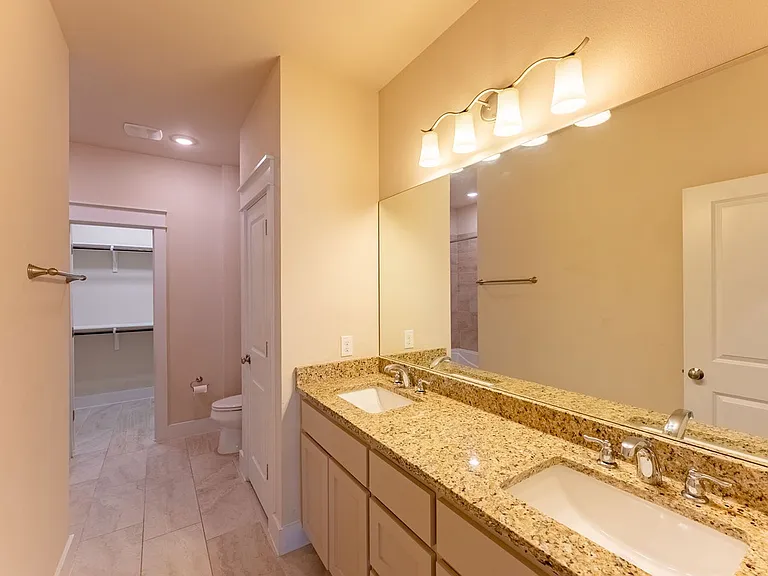 13501 Metric Blvd #46 — Photo 15
