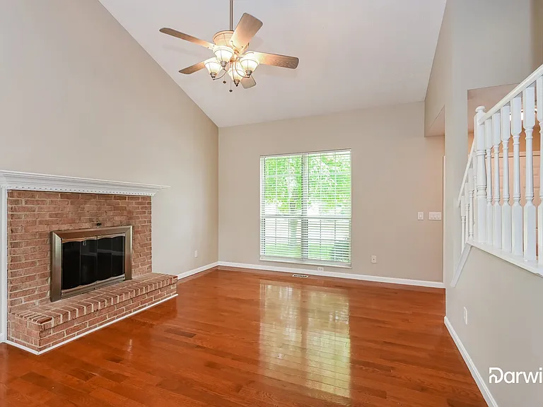 1194 Creekstone Dr — Photo 6