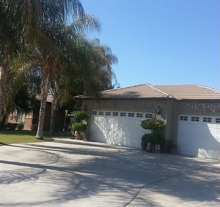 2nd image of 2918 Stone Meadows Dr