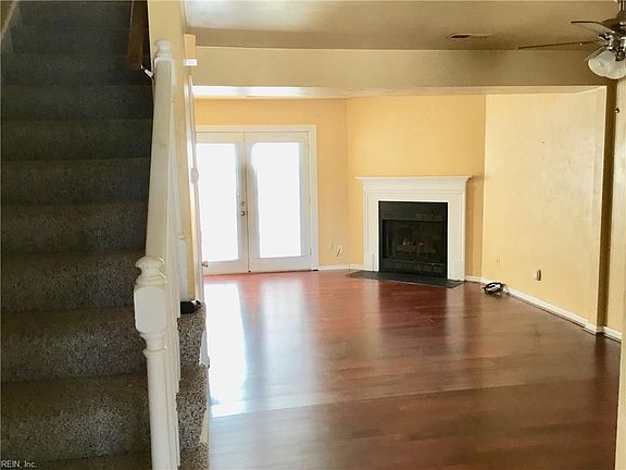 3rd image of 703 North St