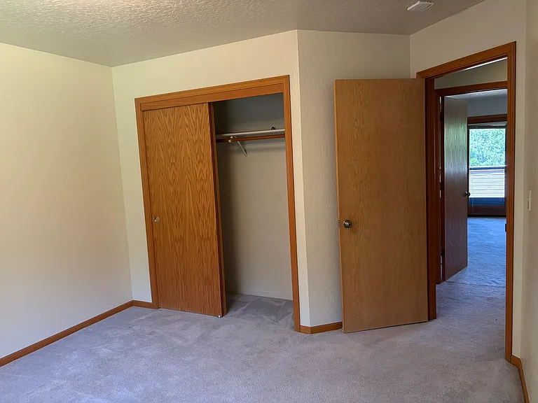939 Fairway Ct — Photo 19
