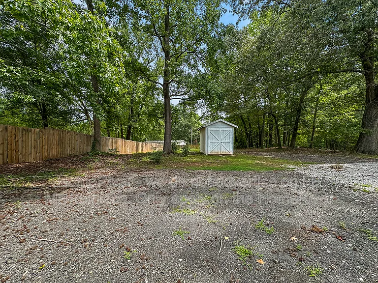 5033 Sunset Lake Rd — Photo 18