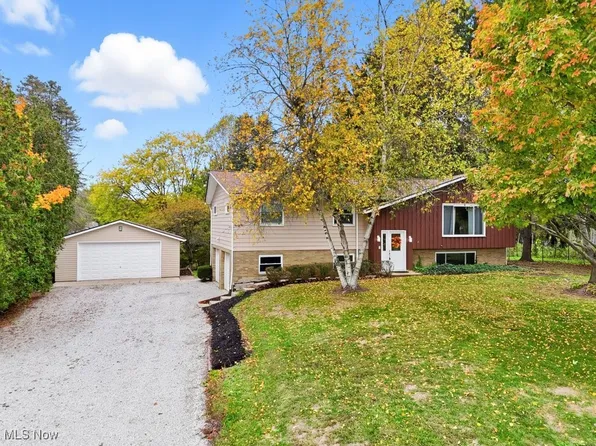 1285 Everbright Dr, Uniontown, OH 44685