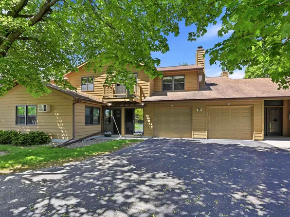 1160 Brittany Ct APT 93, Neenah, WI 54956
