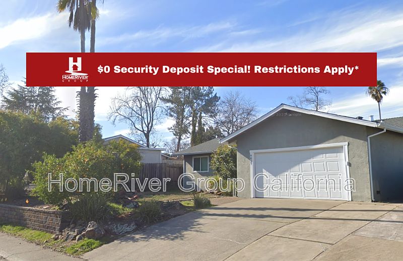 1st image of 9827 Beachwood Dr