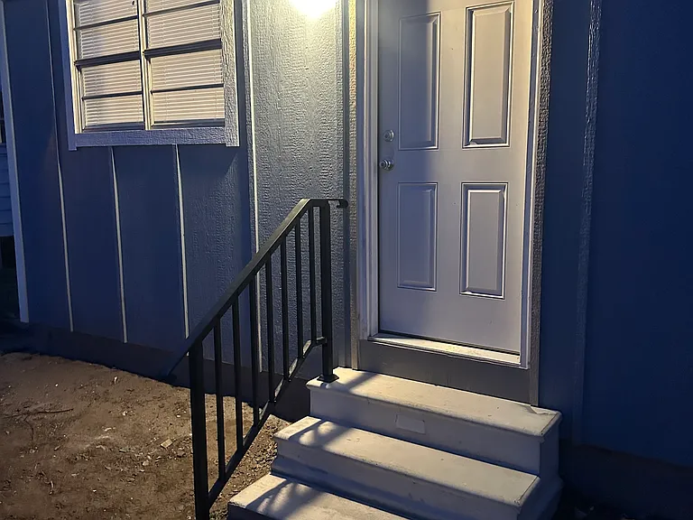 605 N Pottenger Ave — Photo 12