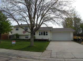 6409 Tassel Ave, Gillette, WY 82718
