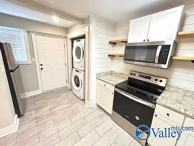 1 bed, 1.0 bath, 970 sqft, $900 — Photo 4