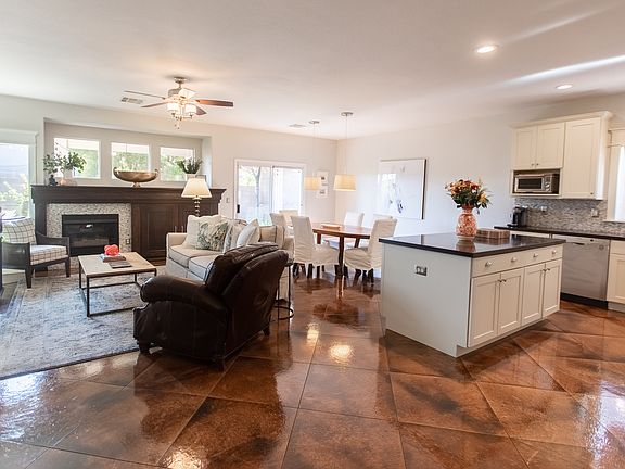 4th image of 11127 Autumn Grove Ct