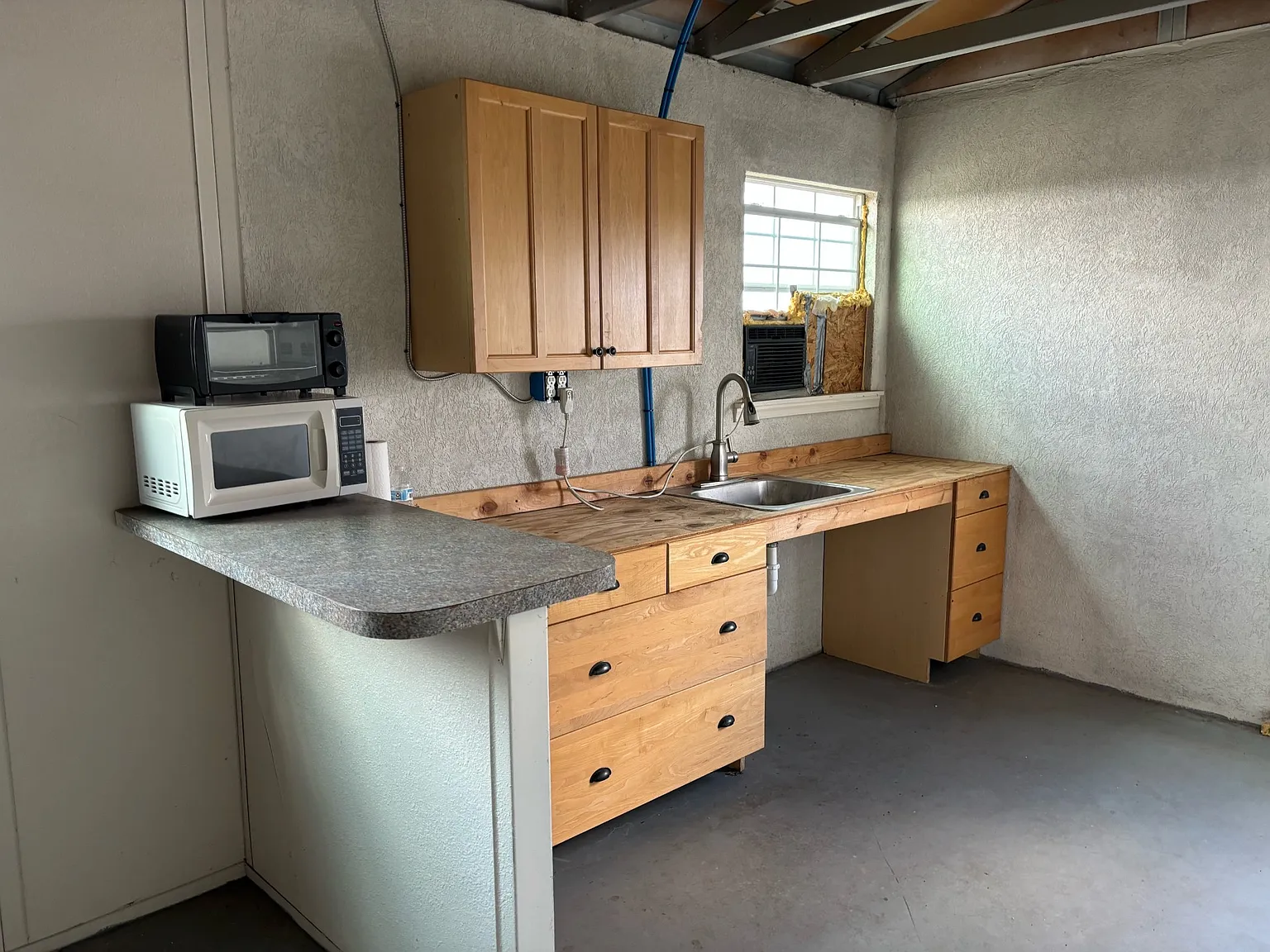 2 bed, 650 sqft, $650 — Photo 4