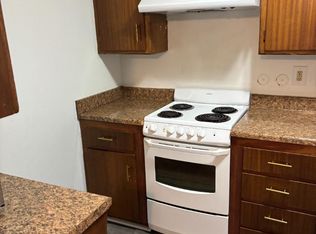 1033 5th St APT 3, West Des Moines, IA 50265