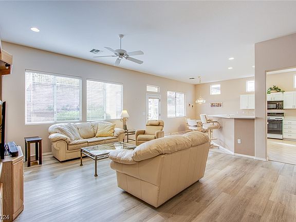 4th image of 10729 Sky Meadows Ave