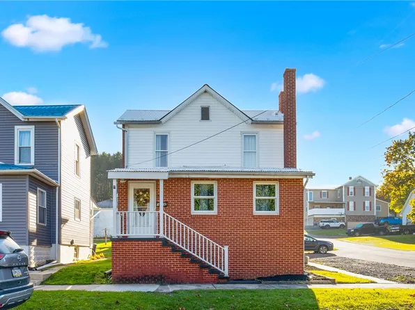 331 Sherman St, Meyersdale, PA 15552