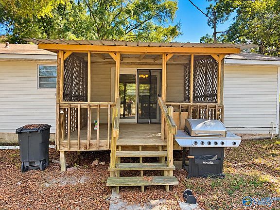 3rd image of 8 Smith Ct