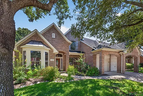 21327 Pennshore Ln Photo 1