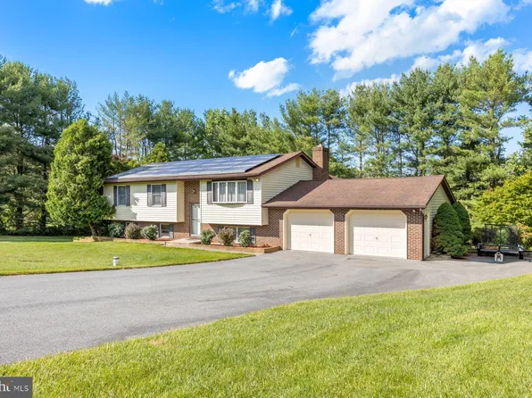 2706 Lawndale Rd, Finksburg, MD 21048