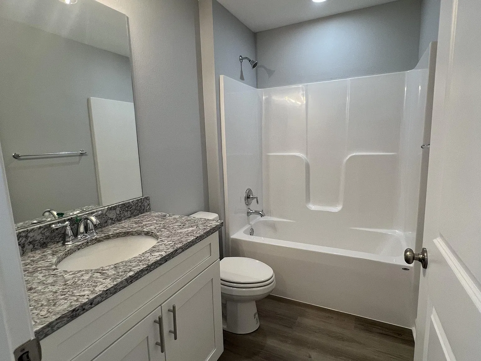 2844 Mews Landing - 1 — Photo 4