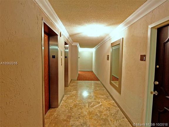4th image of 16558 NE 26th Ave APT 3I