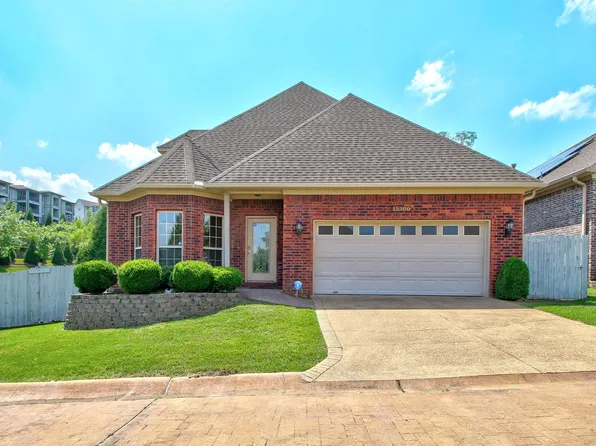 15300 Governors Lake Dr, Little Rock, AR 72223