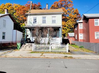 3 Spring St, Middletown, NY 10940