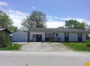 203 Industrial Dr, Windsor, MO 65360