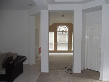 4th image of 3906 Royal Plantation Ln