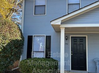 142 Westwind Ct, Griffin, GA 30224