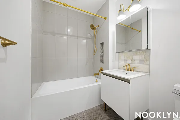 Rented by Nooklyn NYC LLC | media 11