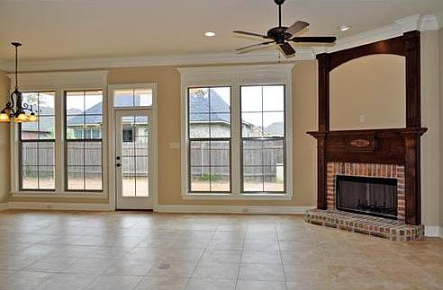 4th image of 3928 Lebrook Dr