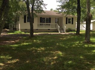 217 Lee Rd, Cottontown, TN 37048