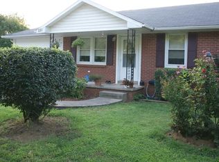 221 8th St, Trenton, KY 42286