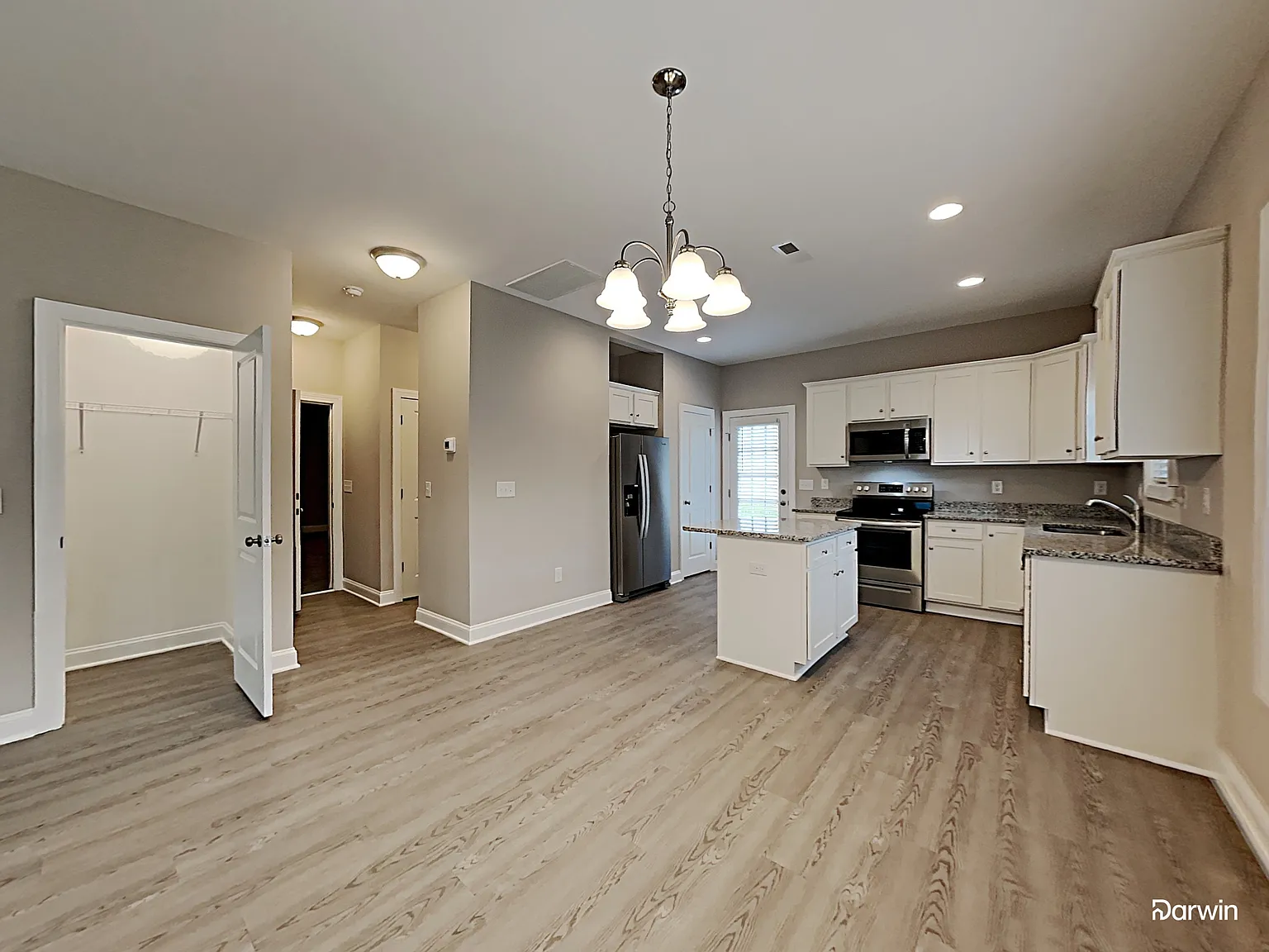 4 bed, 2.5 bath, 1961 sqft, $2,340 — Photo 1