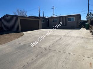 716 W Avenue H8, Lancaster, CA 93534