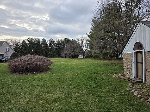 2nd image of 00 Ross Rd