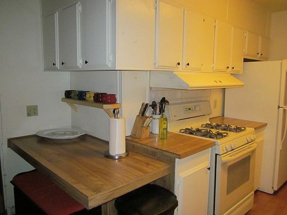 4th image of 170 Koontz Ln Spc 111