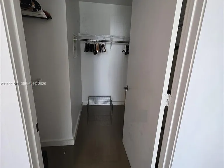 1060 Brickell Ave #2201 — Photo 37