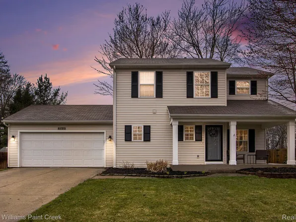 8150 Black Forest Dr, Portage, MI 49002