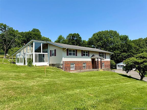 2nd image of 231 Highland Avenue