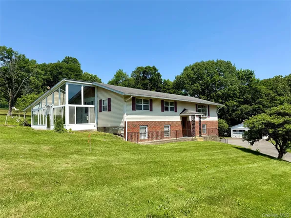 231 Highland Avenue, Marlboro, NY 12542