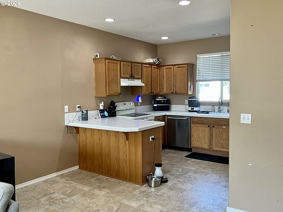 5th image of 12226 SE Long St