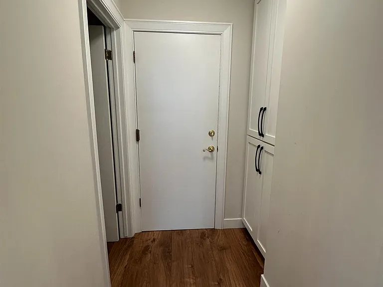 813 E Mockingbird Ln — Photo 5